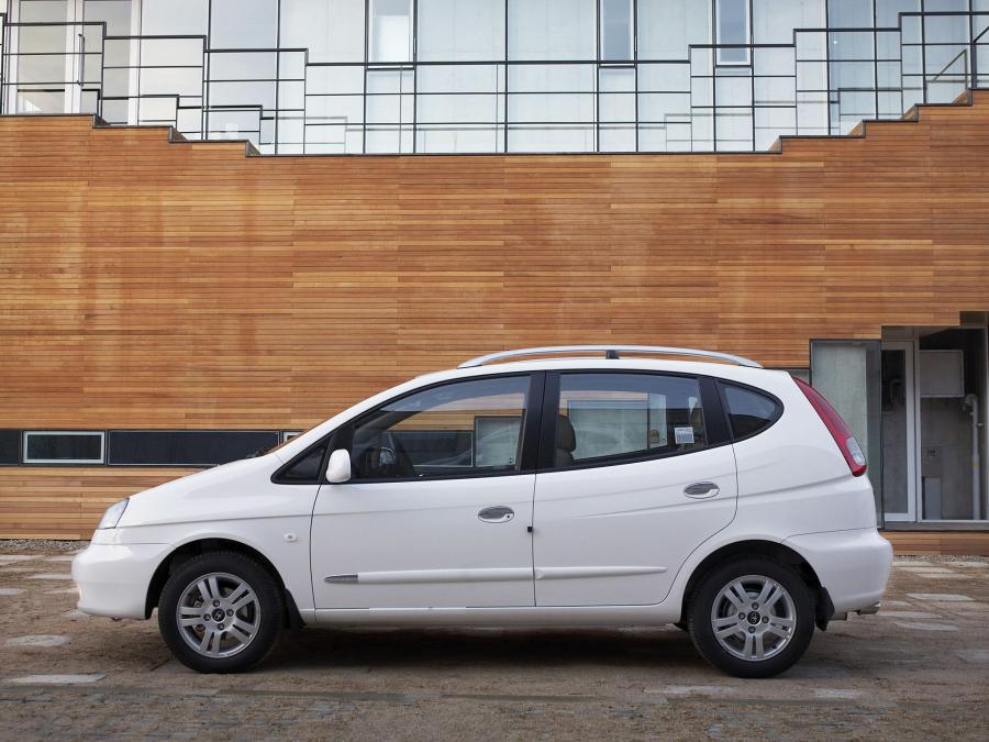  Daewoo Rezzo 2005 года  (фото 2 из 9)